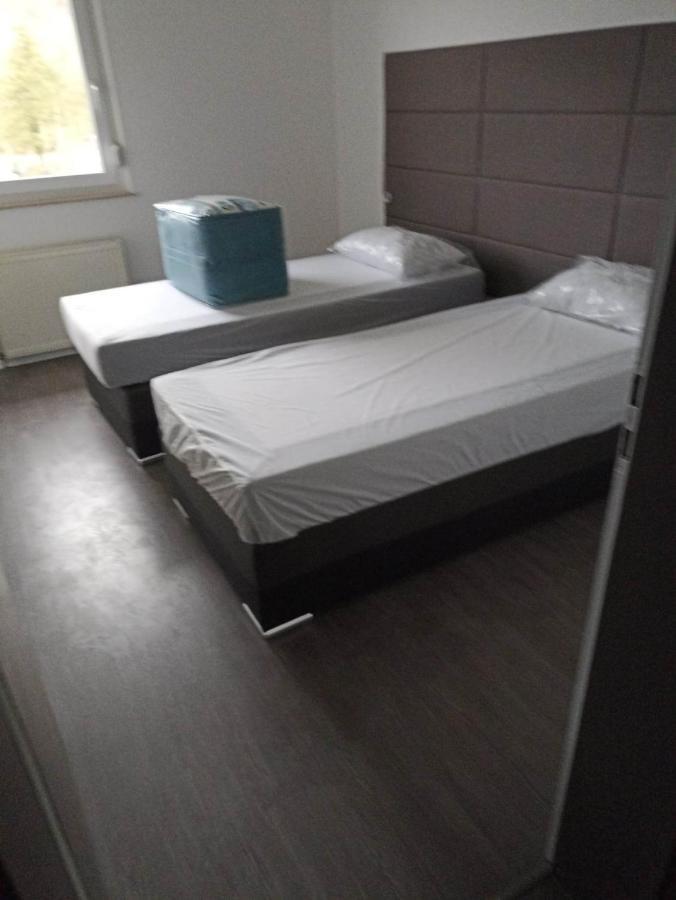 Appartement Gauche Avec Balcon Hargarten-aux-Mines Екстериор снимка